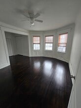 27 Harrison Plz, Unit 2 in Irvington, NJ - Building Photo - Building Photo