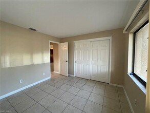 1917-1917 Cape Coral Pkwy W in Cape Coral, FL - Building Photo - Building Photo
