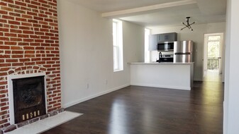 4410 Swan Ave, Unit 4410A Apartments