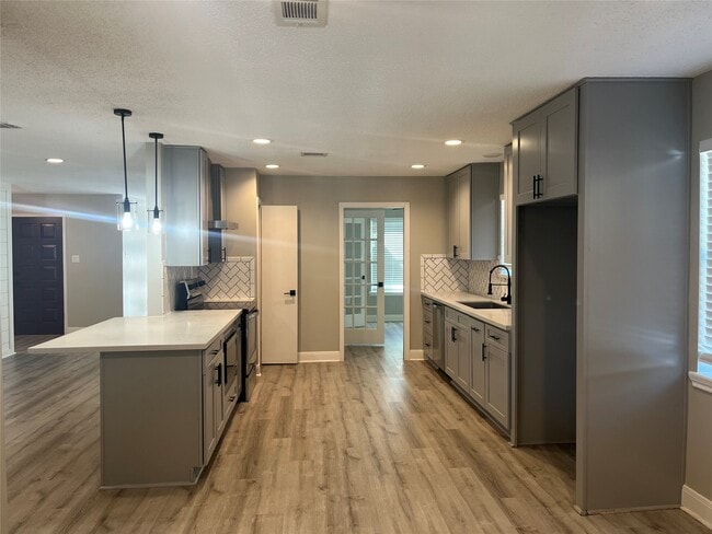 property at 5730 Old Lodge Dr