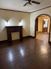 4019 Woodleigh St, Unit 4019 # Dn in Houston, TX - Foto de edificio - Building Photo