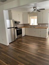 4083 30th Ave N in St. Petersburg, FL - Building Photo - Building Photo