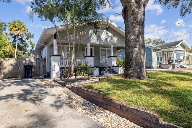 227 W Fern St in Tampa, FL - Foto de edificio - Building Photo