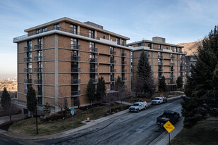 960 S Donner Way Apartments