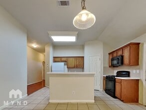 807 Forest Star in Houston, TX - Building Photo - Building Photo