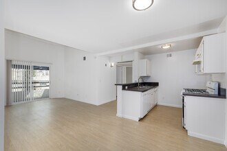 515 Harvard in Los Angeles, CA - Foto de edificio - Interior Photo