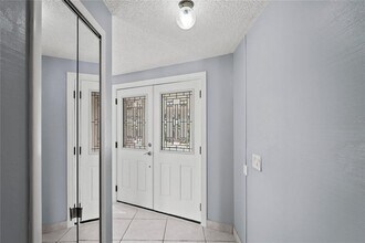 2502 Indigo Dr in Dunedin, FL - Building Photo - Building Photo