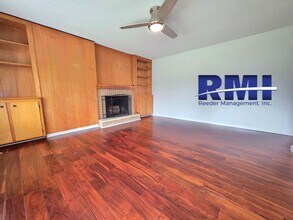 7409-7411 20th St W in University Place, WA - Building Photo - Building Photo