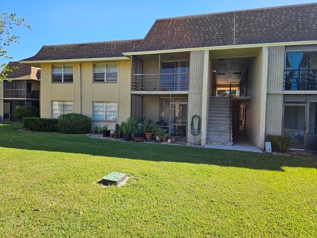 1301 NW 12th Ave in Boca Raton, FL - Building Photo - Building Photo