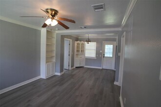 1207 Trimm Ave in Pasadena, TX - Building Photo - Building Photo