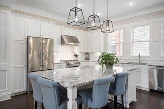 112 W Starr Ave in Columbus, OH - Foto de edificio - Building Photo