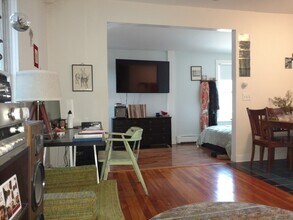 26 Hingham St in Cambridge, MA - Building Photo - Building Photo