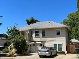 4035 V St in Sacramento, CA - Building Photo