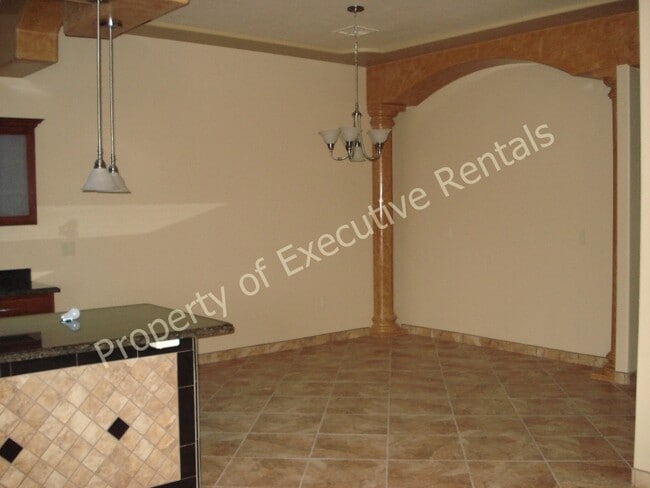 4206 Tres Ninos Dr in Las Cruces, NM - Building Photo - Building Photo