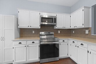 3708 Gateway Pl in Virginia Beach, VA - Building Photo - Building Photo