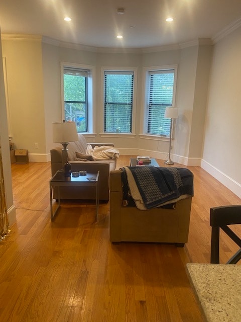 1087 Beacon St, Unit 3 in Brookline, MA - Building Photo - Building Photo