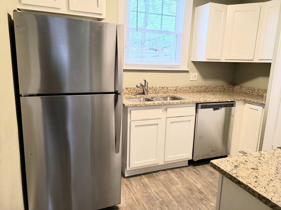 24 W Tulane Rd-Unit -#D in Columbus, OH - Building Photo