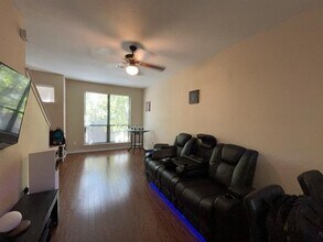 902 E Glenn Crossett St in Arlington, TX - Building Photo - Building Photo