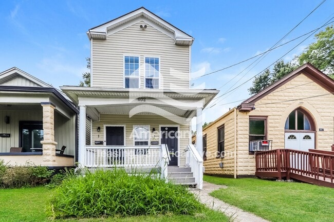 property at 602 E Burnett Ave