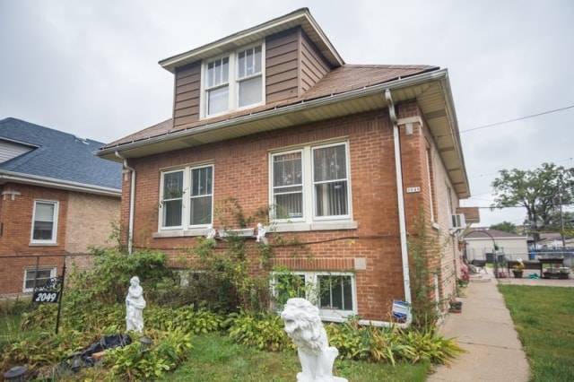 2049 N Kilpatrick Ave, Unit GDN