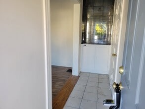 138 Federal St in Bristol, CT - Building Photo - Building Photo