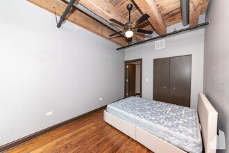 106 N Aberdeen St, Unit 4F in Chicago, IL - Building Photo - Building Photo