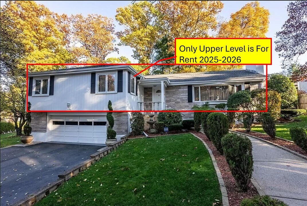 6 Reservoir Ave, Unit #1-Master in Chestnut Hill, MA - Building Photo