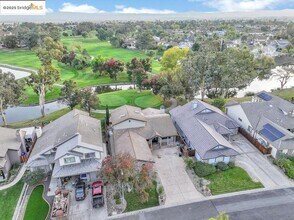 5580 Edgeview Dr in Discovery Bay, CA - Building Photo - Building Photo