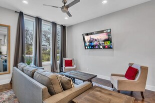 516 27th Ave N in Nashville, TN - Building Photo