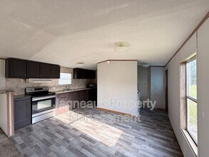 1914 Center St in Vinton, LA - Building Photo - Building Photo