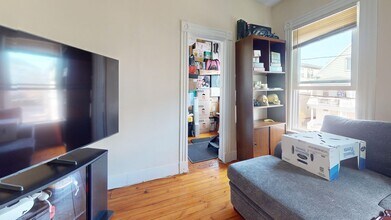 60 Mechanic St in New Haven, CT - Building Photo - Building Photo