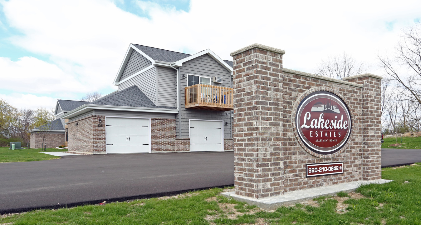Lakeside Estates Apartments in Beaver Dam, WI - Foto de edificio