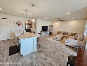 445 Sorrento Dr in Cocoa, FL - Building Photo - Building Photo