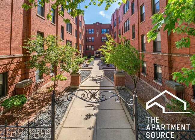 3519 N Racine Ave, Unit W3 in Chicago, IL - Building Photo - Building Photo