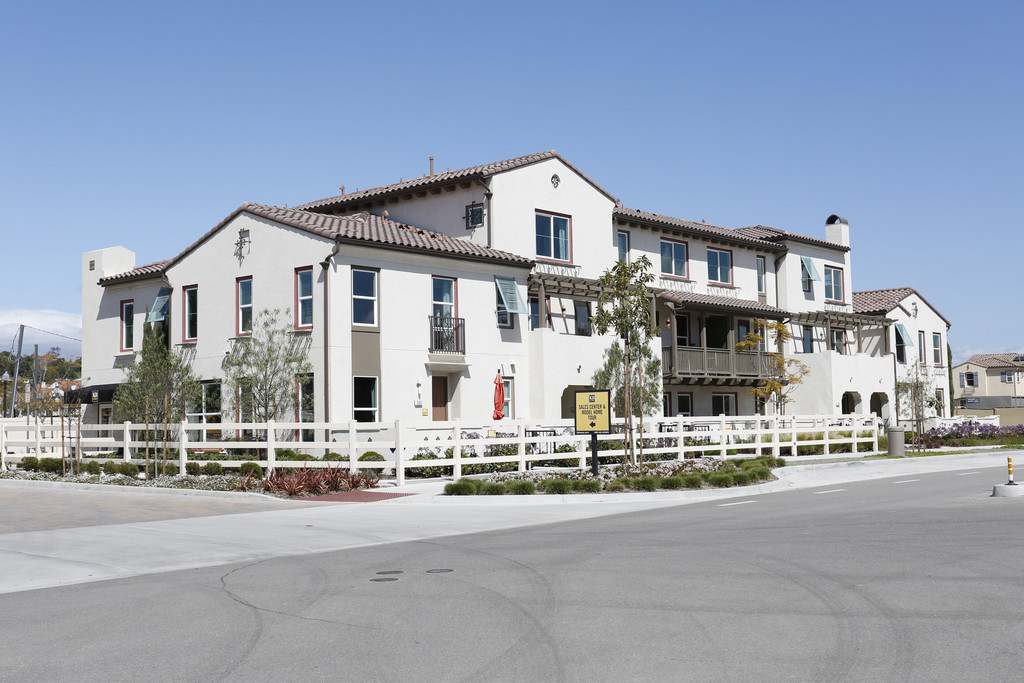 Mariposa at Springville Apartments Camarillo, CA Apartments For Rent