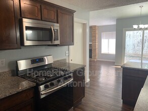 9510 Bowen Dr in San Antonio, TX - Building Photo - Building Photo