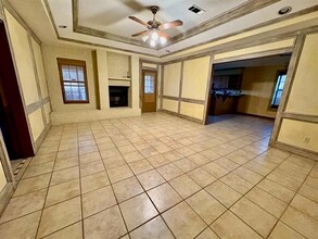 1218 Meadowridge Dr in Beaumont, TX - Building Photo - Building Photo
