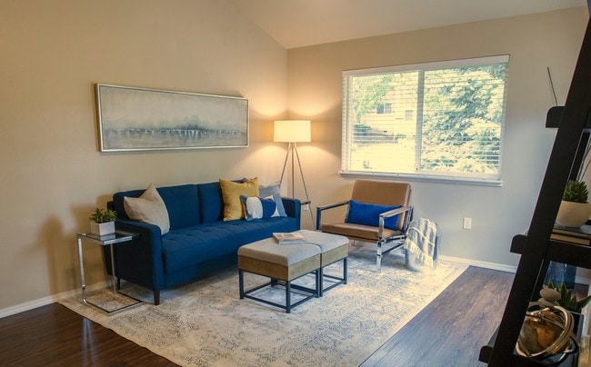 Oak Vale Apartments in Corvallis, OR - Foto de edificio - Building Photo