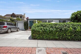 643 Nautilus St in San Diego, CA - Building Photo - Building Photo