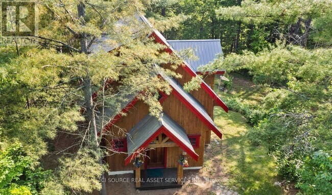 1093 Althorpe Rd in Tay Valley, ON - Building Photo - Building Photo