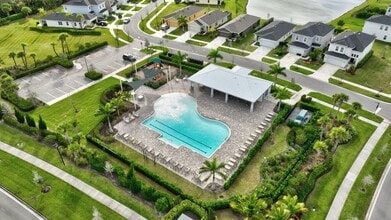 10603 SW Vasari Way in Port St. Lucie, FL - Building Photo - Building Photo