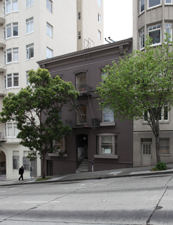 679 Pine St in San Francisco, CA - Foto de edificio