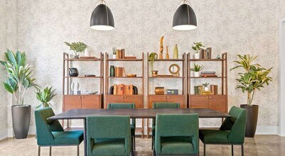 1135 W Winona St in Chicago, IL - Foto de edificio - Building Photo