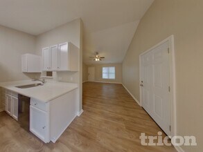 4312 Windjammer Ct SW in Concord, NC - Foto de edificio - Building Photo