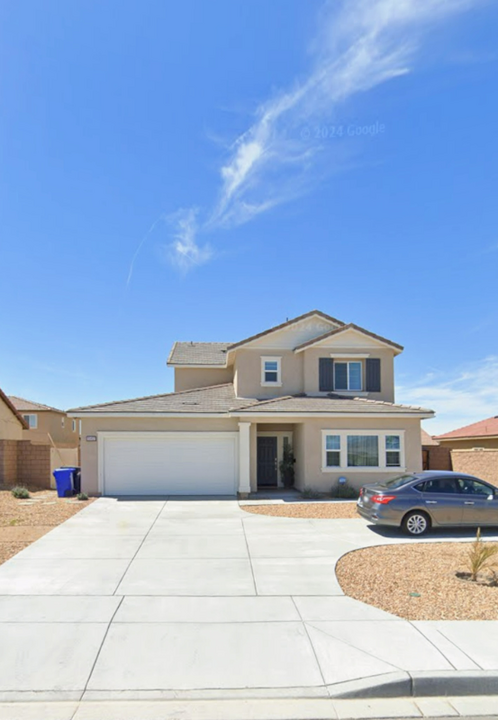 15452 Cobalt Rd in Victorville, CA - Building Photo