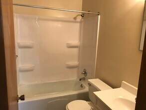 1514 15th Ave SE in St. Cloud, MN - Building Photo - Building Photo