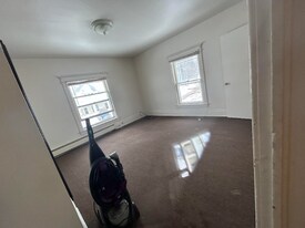 124 Spruce St, Unit C in Cadillac, MI - Building Photo