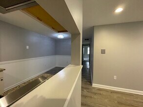 17 Walden Dr in Natick, MA - Building Photo - Building Photo