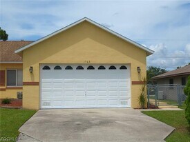 1503 SW 48th Terrace in Cape Coral, FL - Building Photo