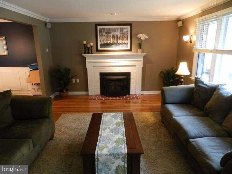 1119 Crestover Rd in Wilmington, DE - Foto de edificio